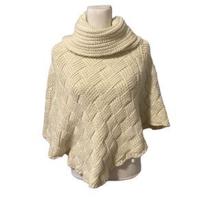 Coco + Carmen Knitted Poncho